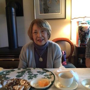 Meet your Posher, Helen